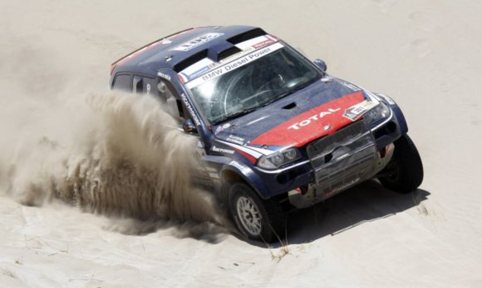 Automobilių grupėje lyderiu tapęs S.Peterhanselis siekia 10-ojo Dakaro ralio čempiono titulo