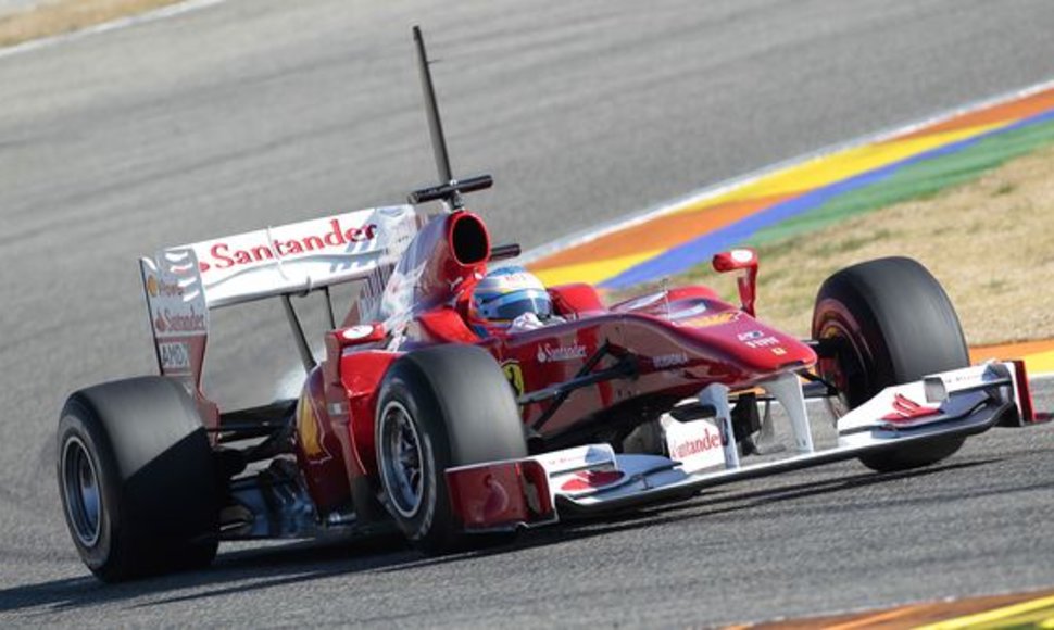 F.Alonso pademonstruotas laikas yra greičiausias per visas tris bandymų dienas Valensijos trasoje