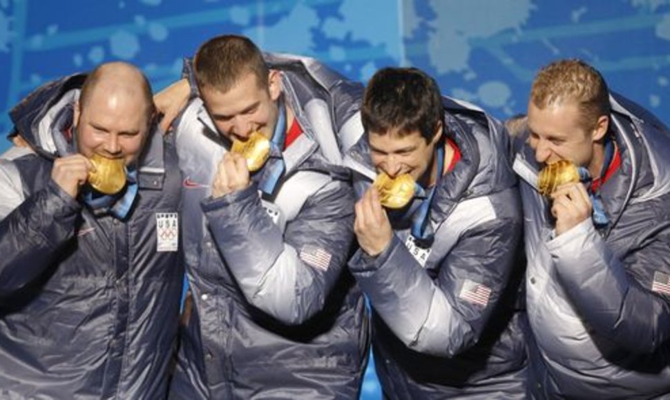 Amerikiečiai patikrino savo olimpinių apdovanojimų taurumą