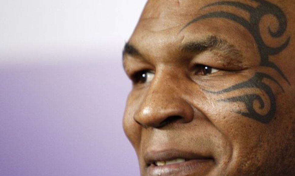 M.Tysonas taps bokso ambasadoriumi Kinijoje
