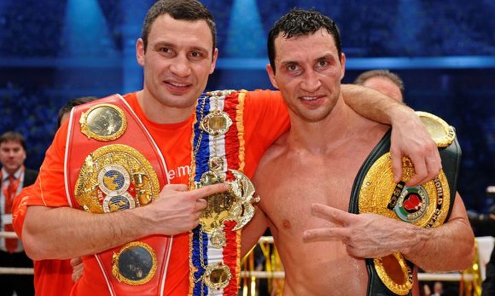 Vitalijus (kairėje) ir Vladimiras Kličko