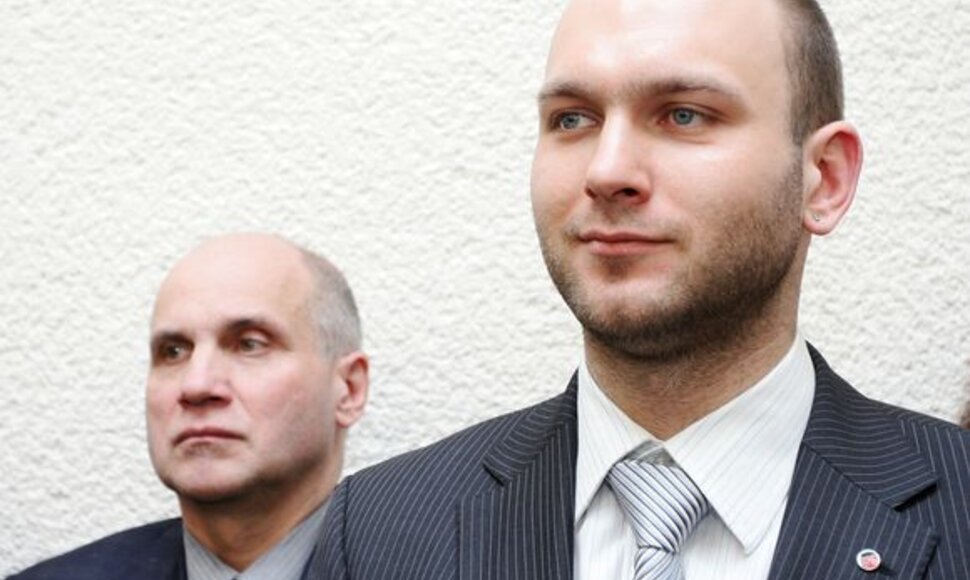 &bdquo;Lietuvos ryto&ldquo; vadovas J.Vainauskas (de&scaron;inėje) laukia įtemptos kovos