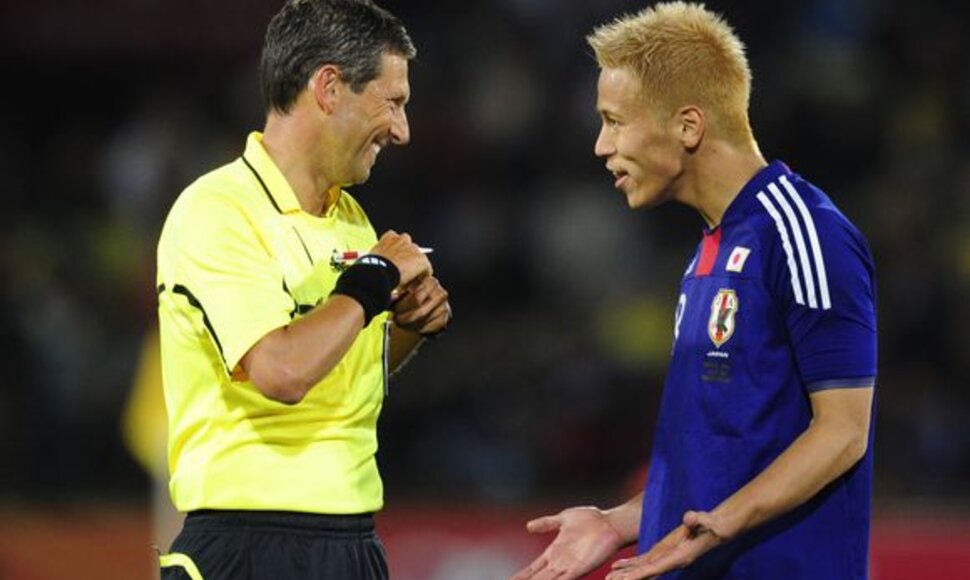 K.Honda (dešinėje) čempionate prasiženginėjo dažniausiai – iš viso 19 kartų