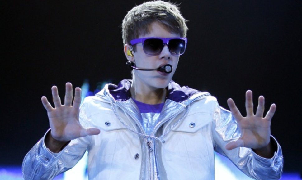 Justinas Bieberis tikina esąs „Barcelona“ futbolo komandos sirgalius