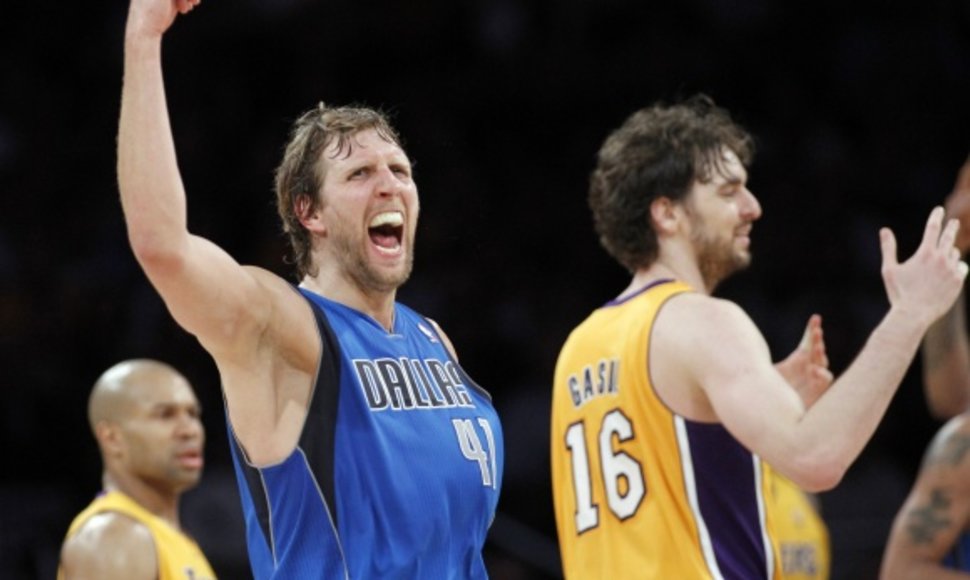 Dirko Nowitzki vedama „Mavericks“ komanda pasiuntė „Lakers“ į nokdauną.