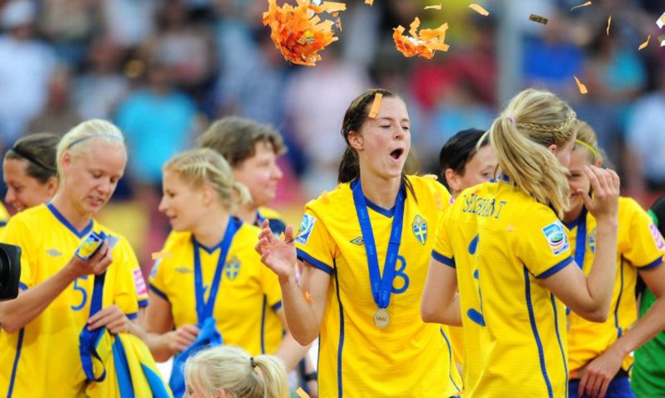 Švedijos futbolininkių triumfas.