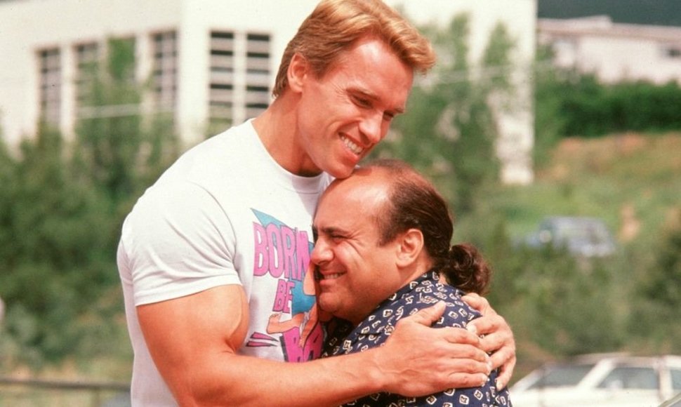 Arnoldas Schwarzeneggeris ir Danny DeVito 