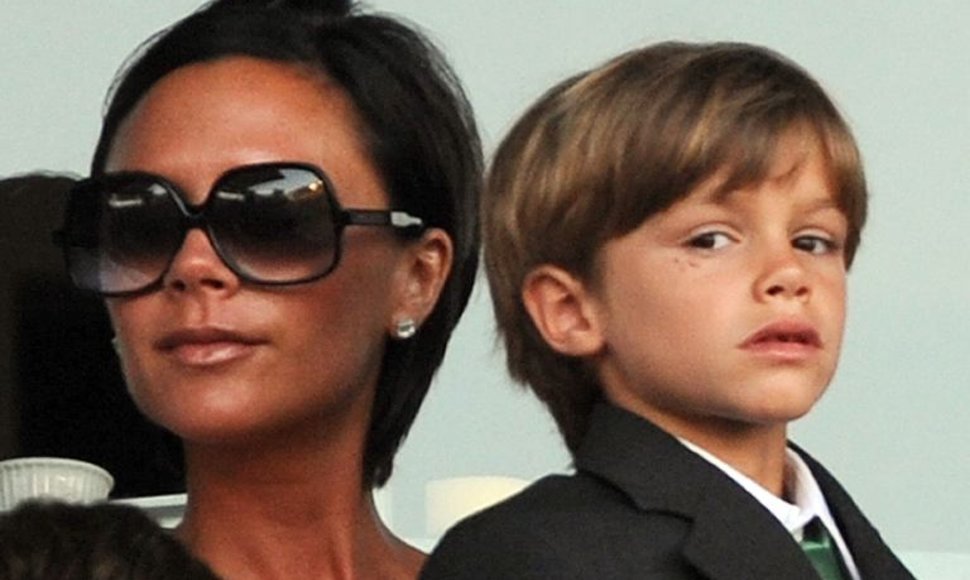 V.Beckham su sūnumi Romeo