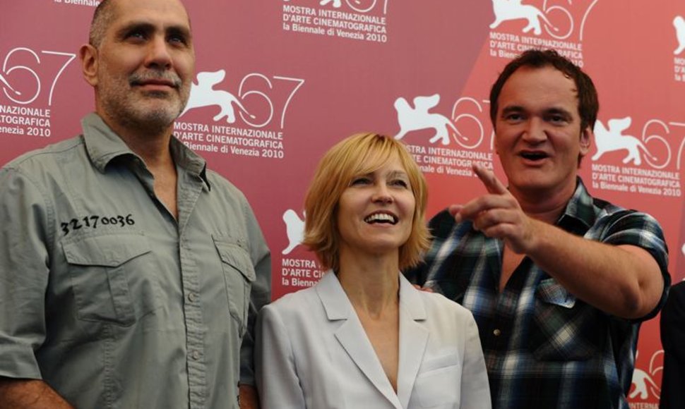 Komisijos nariai iš kairės: meksikiečių rašytojas Guillermo Arriaga, aktorė Ingeborga Dapkūnaitė ir žiuri pirmininkas Quentinas Tarantino