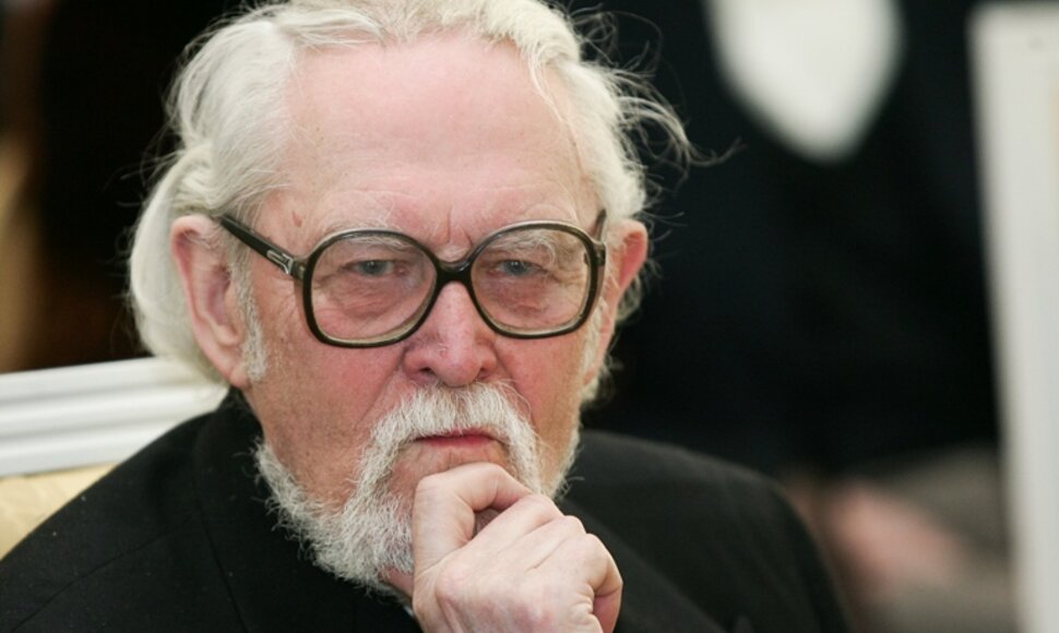 Poetas Marcelijus Martinaitis