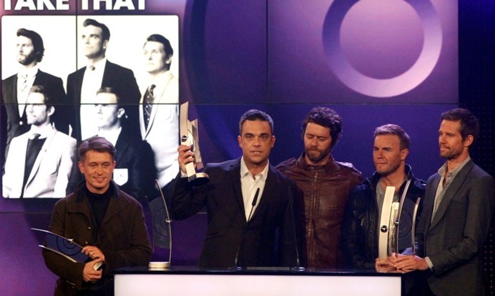 „Take That“ (iš kairės): Markas Owenas, Robbie Williamsas, Howardas Donaldas, Gary Barlow  ir Jasonas Orange'as