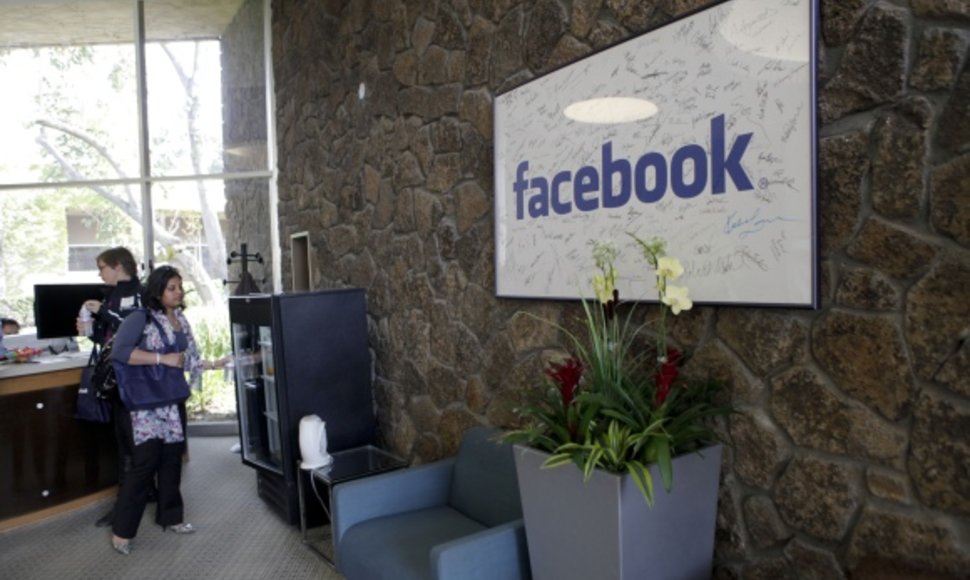 „Facebook“ centrinės būstinės Palo Alte priimamasis