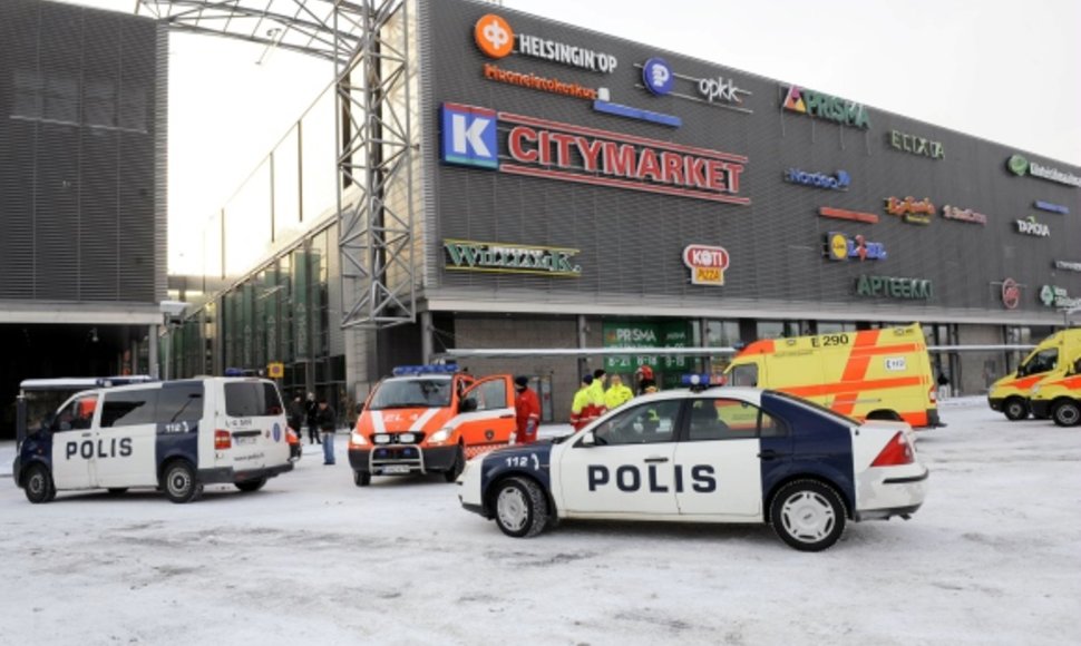 Suomijoje prekybos centre „Sello“ apšaudyti pirkėjai. 