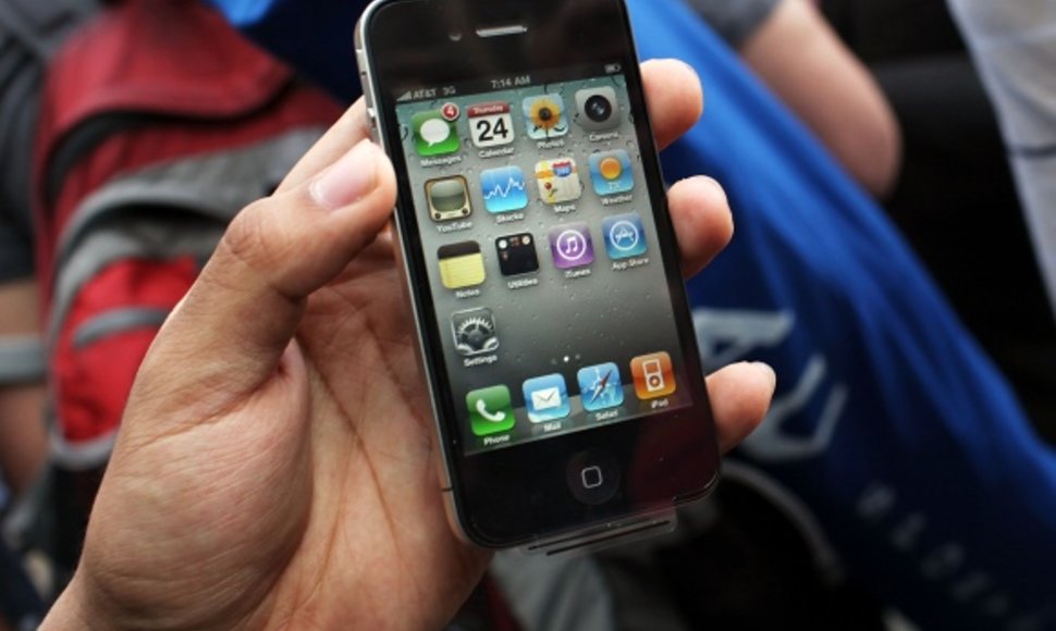 „Apple“ išmanusis telefonas „iPhone 4“.