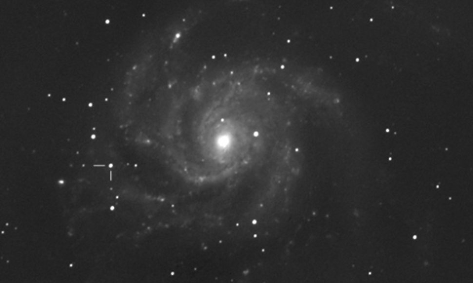 Galaktika M101 prieš supernovos „SN 2011fe“ sprogimą.