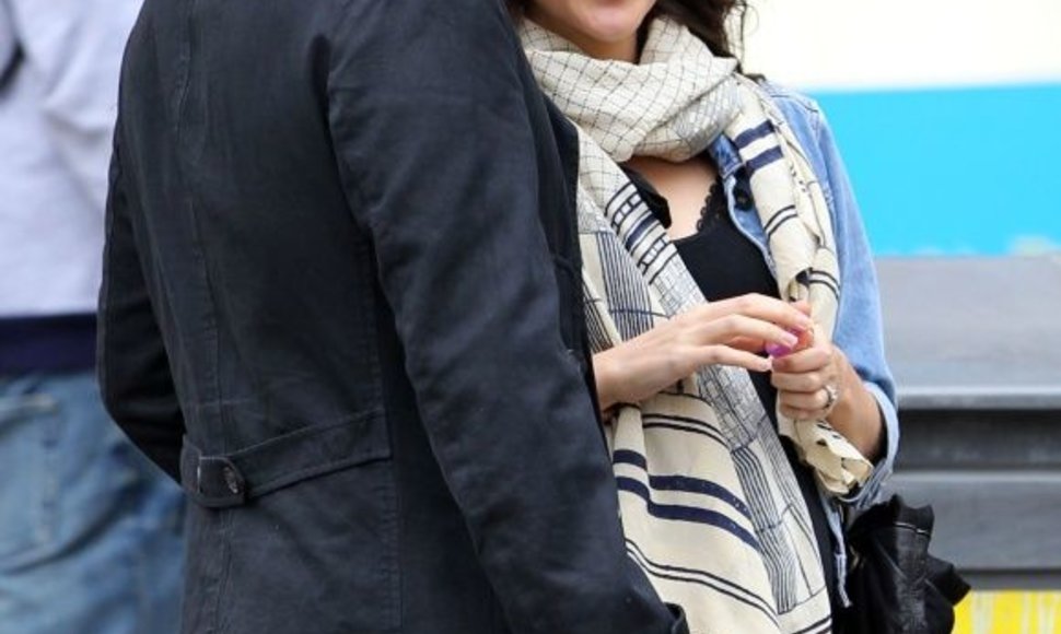 Aktorius Davidas Schwimmeris su žmona, fotografe Zoe Buckman.