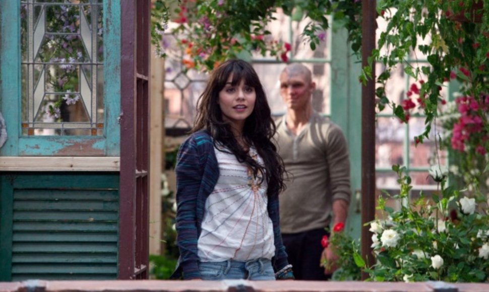 Romantinėje dramoje „Pabaisa“ vieną pagrindinių vaidmenų sukūrė Vanessa Hudgens.