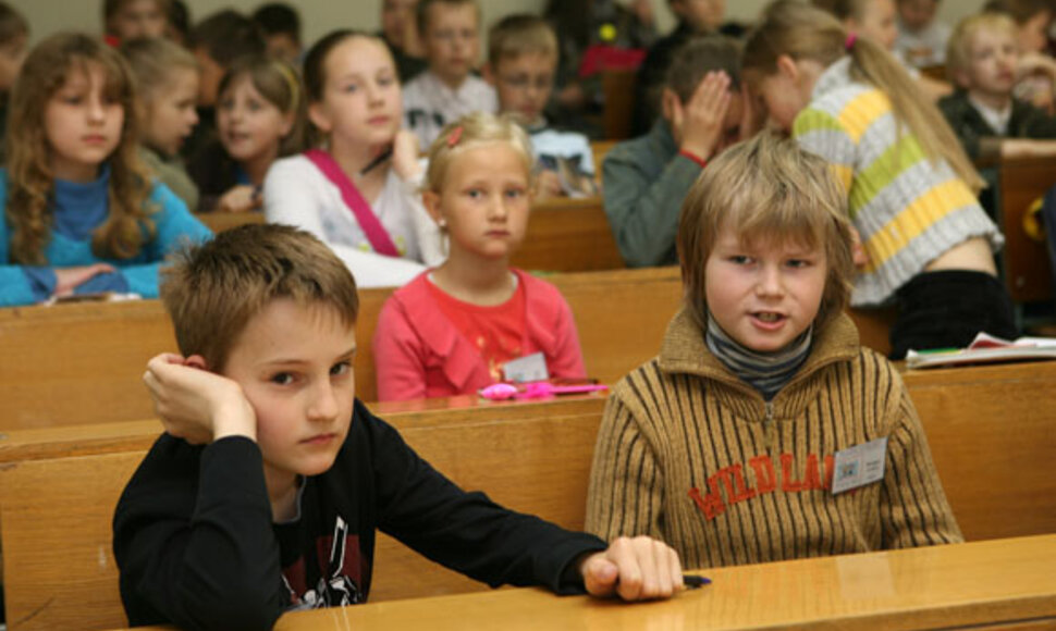 Mažieji studentai.