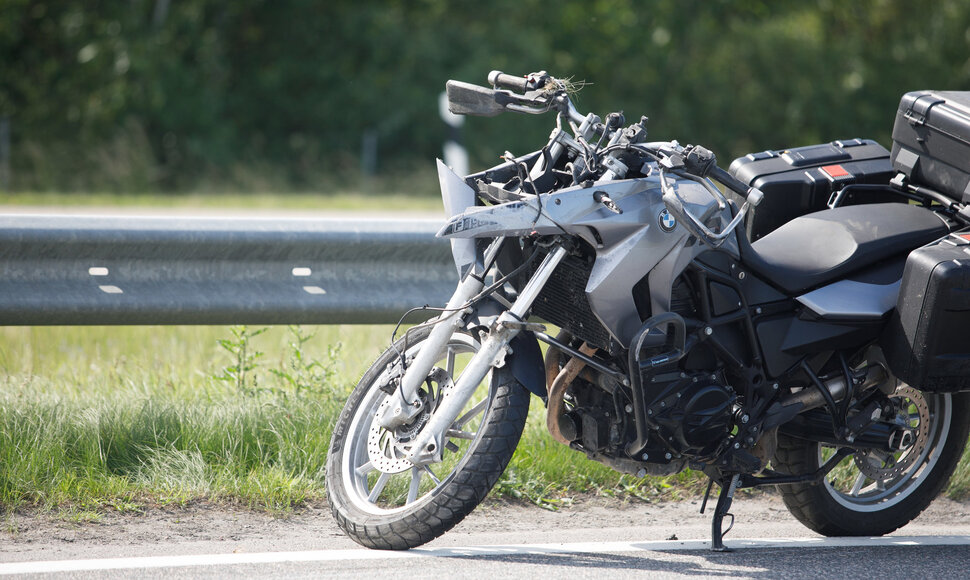 Motociklo avarija greitkelyje