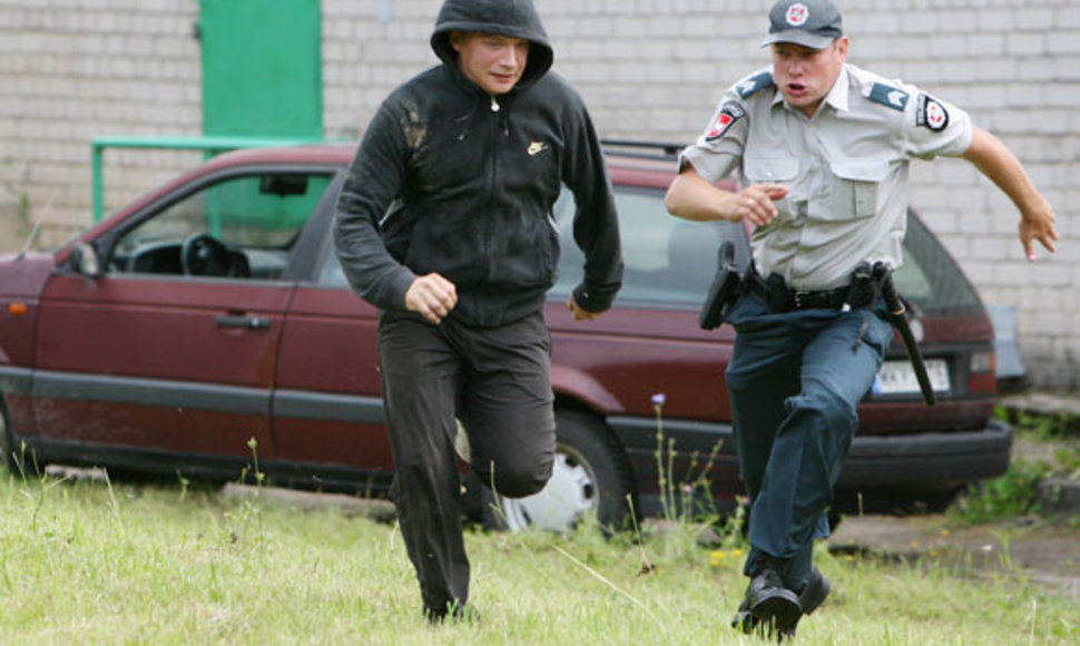 Kauno apskrities pareigūnai varžosi dėl geriausio viešosios policijos patrulio ir apylinkės inspektoriaus titulo