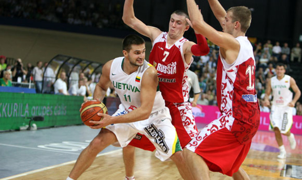 Europos vyrų krepšinio čempionatui besirengiančių Lietuvos bei Rusijos rinktinių rungtynės Panevėžyje