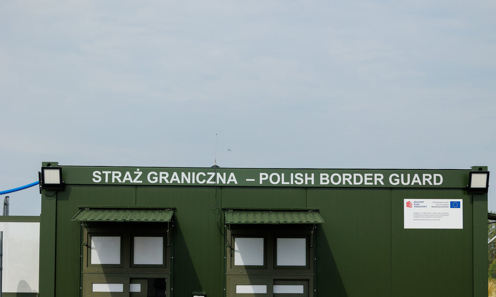 Automobilių patikra prie Lenkijos sienos