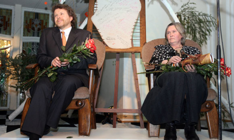 Įsimintiniausi Kauno menininkai 2010 - pianistas Rokas Zubovas ir tapytoja Elena Kniūkštaitė