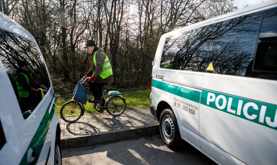 Kauno policininkai gavo naujus automobilius