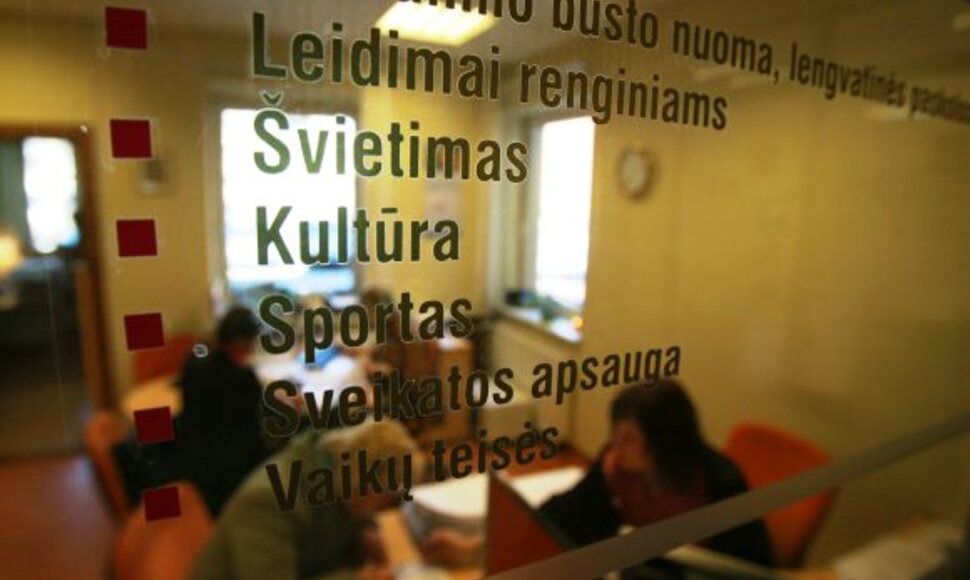 Savivaldybėje panaikinti tie skyriai, kurie dubliuodavo kitų funkcijas.
