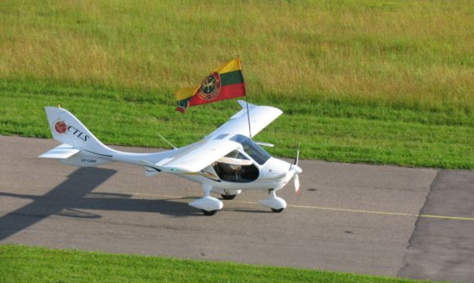 Akcija "Baltijos skrydis 2009" skirta paminėti Lietuvos tūkstantmetį ir ir ANBO pilotų skrydžio aplink Europą 75-osioms metinėms. 