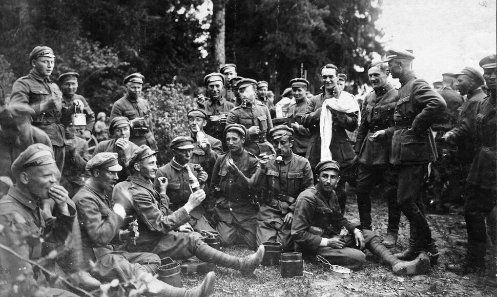 Lietuvos kariuomenės 8-ojo pėstininkų Kauno kunigaik&scaron;čio Vaidoto pulko dvejų metų sukaktuvės, 1921 m.