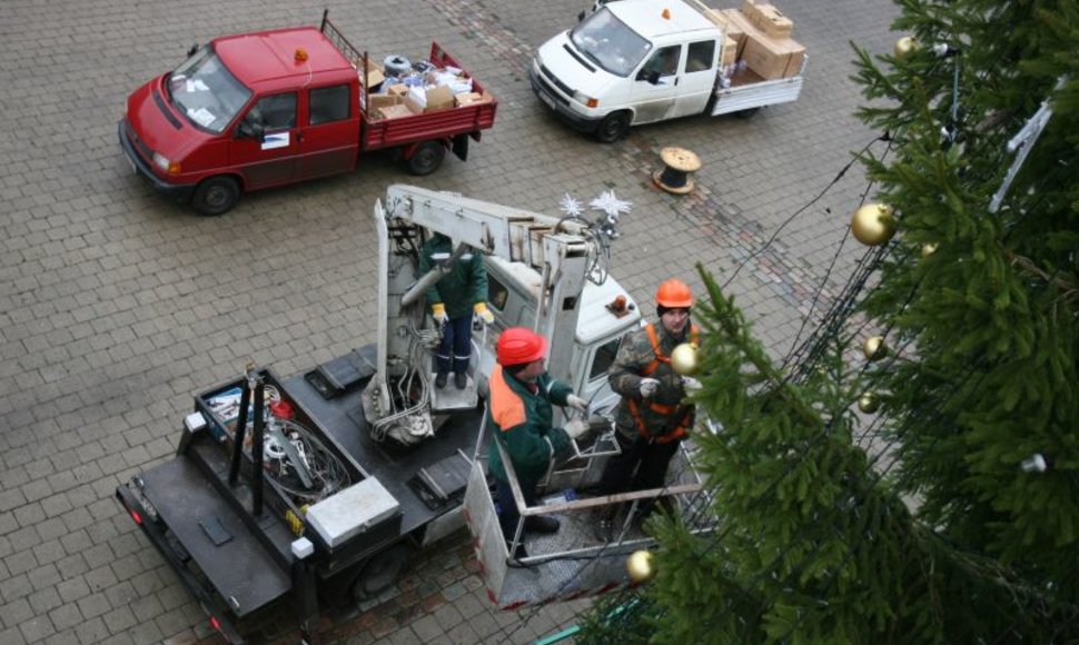 Kalėdinės eglės Kaune stovės tradicinėse vietose: dviejose aikštėse ir Laisvės alėjos ir S.Daukanto g. sankirtoje