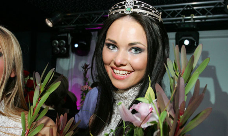 „Mis Laikinoji sostinė 2010“ nugalėtoja tapo 18-metė moksleivė Elona Račkutė. 