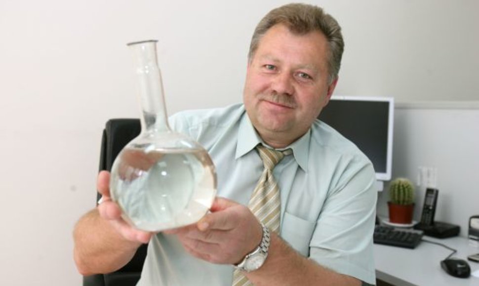 Kauno miesto valstybinė maisto ir veterinarijos tarnybos Maisto skyriaus vedėjas P.Tarvydas patikino, jog praėjusiais metais nebuvo nė vieno skundo dėl geriamojo vandens kokybės.