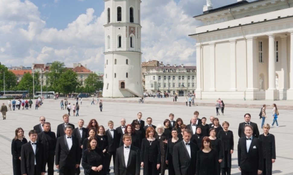 Pernai choras „Vilnius“ minėjo kūrybinės veiklos 40-metį. Koncerte Kaune dar jausis ką tik praūžusių jubiliejinių metų atgarsiai.