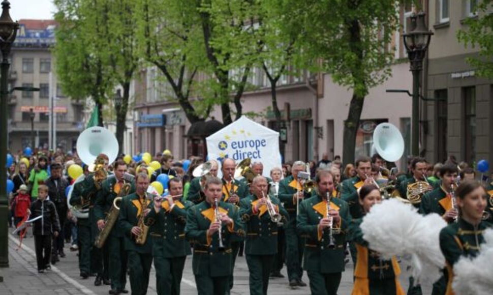 Šventinė eisena