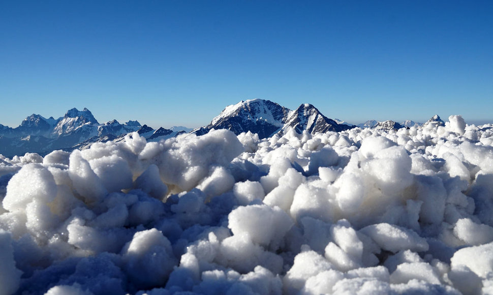 „Narsuolių“ komandos kopimas į Elbrusą
