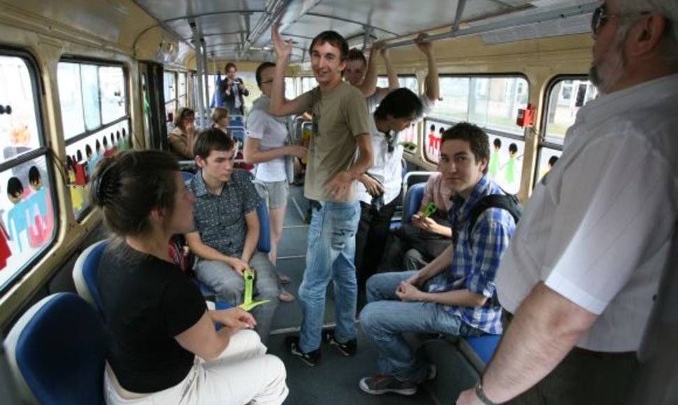 Toleranciją skatinantis troleibusas Vilniuje kursuos dvi dienas, o paskui persikels į Kauną.