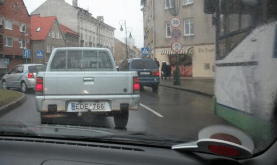 Pareigūnai stebėjo vairuotojus ir pėsčiuosius.