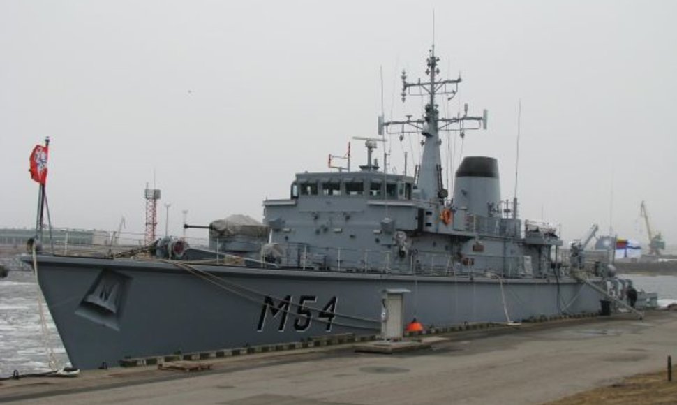 „Hunt” klasės minų paieškos ir nukenksminimo laivas M54