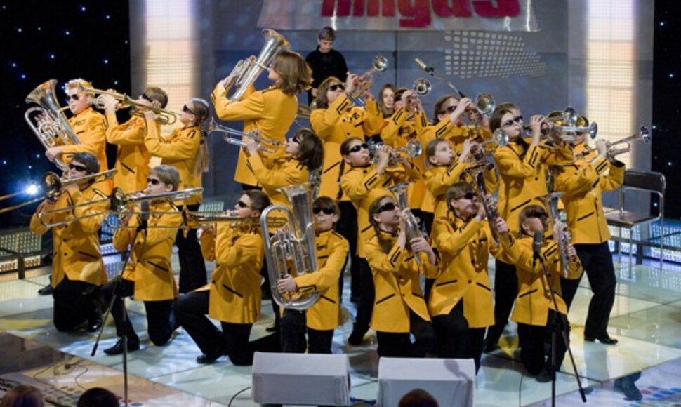 2009 metų rudenį, „Jovariečiai“ klausytojus džiugino populiariojoje televizijos laidoje „Talentų ringas“.