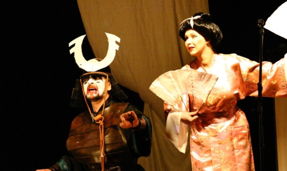 „Atvirkštukai“ šeštadienį Klaipėdoje parodys vaidinimą pagal japonų liaudies pasaką.  