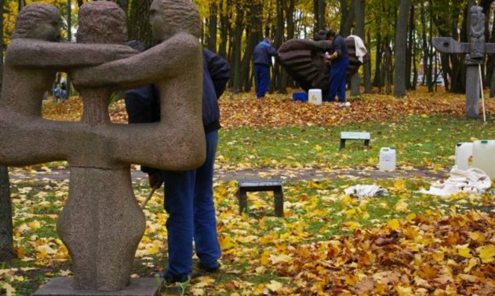 Skulptūrų parkas ruošiamas meno akcijai „Kit-Kas parkui“.