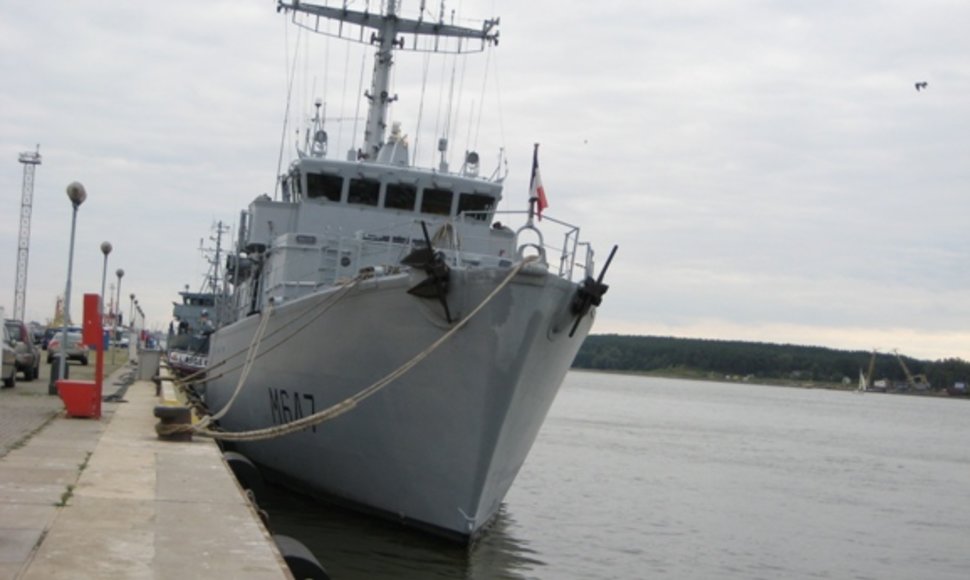Klaipėdoje vieši Pranzūjos karinių jūrų pajėgų laivas, kurio pagrindinė užduotis - surasti ir nukenksminti minas.