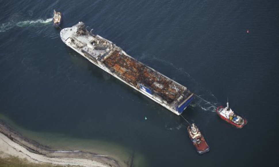 Keltas „Lisco Gloria“ atitemptas į Fajardo laivų statyklą Danijos Odensės uoste.