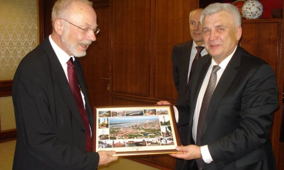 R.Taraškevičius atsisveikino su Danijos ambasadoriumi.