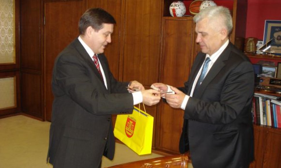 Klaipėdos savivaldybėje lankėsi Ukrainos ambasados konsulas Serhij Popyk.