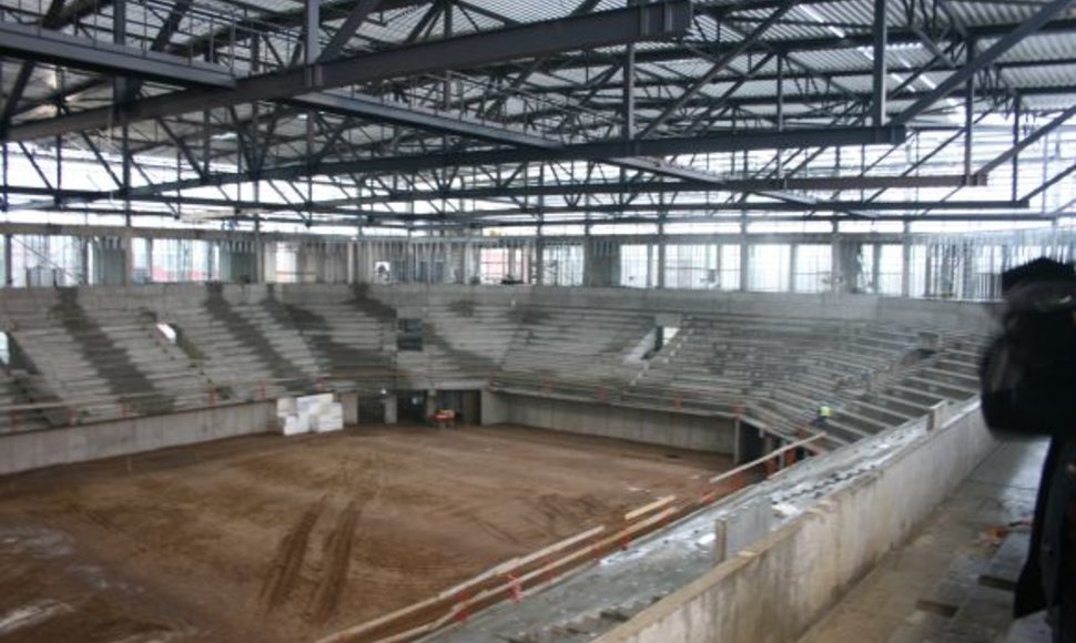 Klaipėdos arenos statytojai darbus ketina užbaigti iki balandžio.