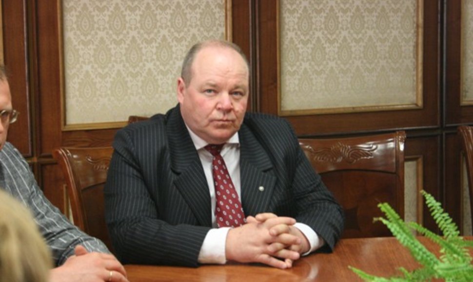 Klaipėdos rajono meras Sigitas Karbauskas patikino sieksiąs glaudesnio bendradabiavimo su miestu. 