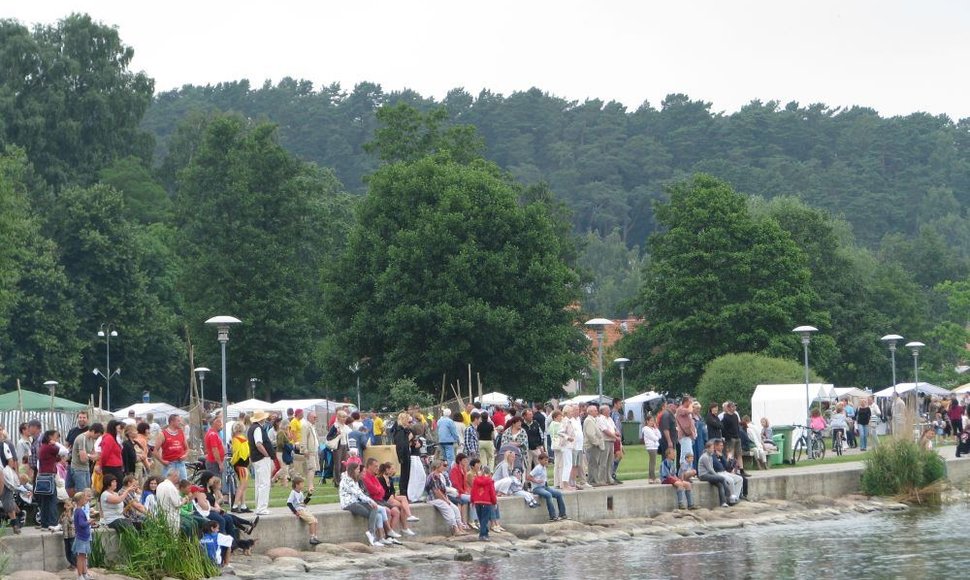 Juodkrantėje ruošiamasi žvejybos šventei.